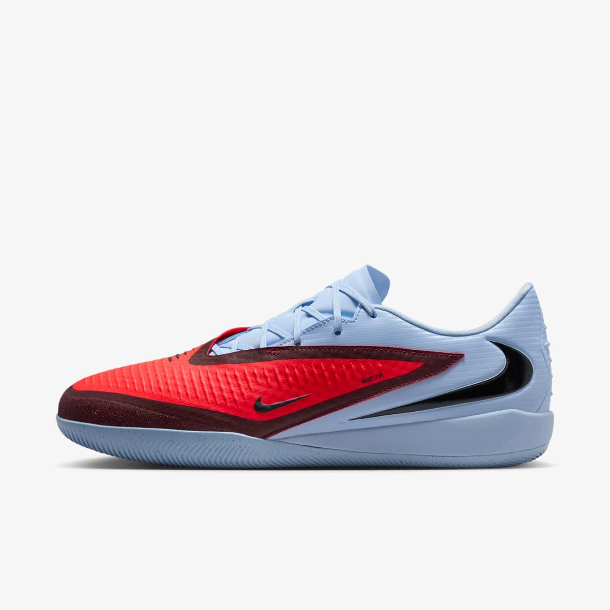 Чоловічі бутси NIKE PHANTOM 6 LOW ACAD IC HQ2319-400