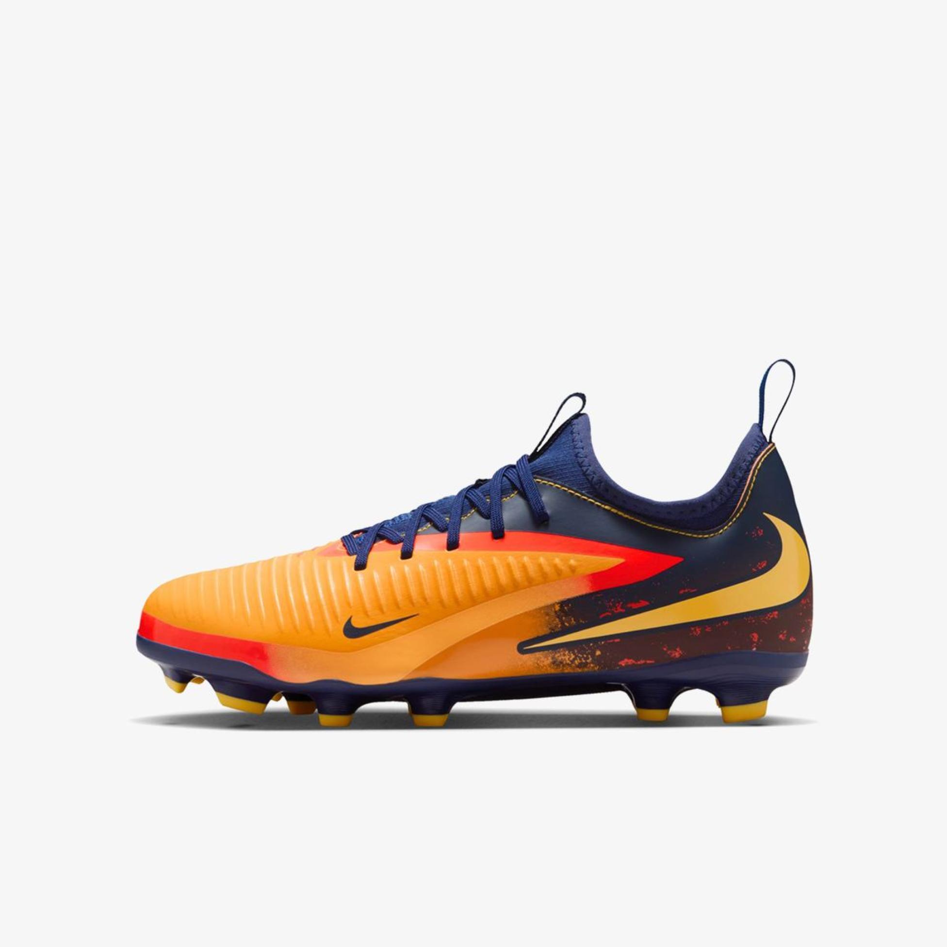 Дитячі бутси NIKE JR PHANTOM 6 LOW ACAD FG/MG EH HQ2032-800