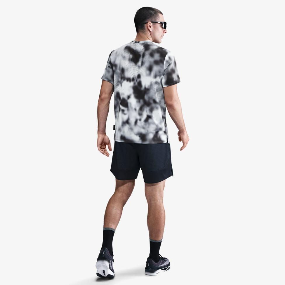 Чоловіча футболка NIKE M NK DFADV RD BREATHE SS TOP HJ4148-010_image_5