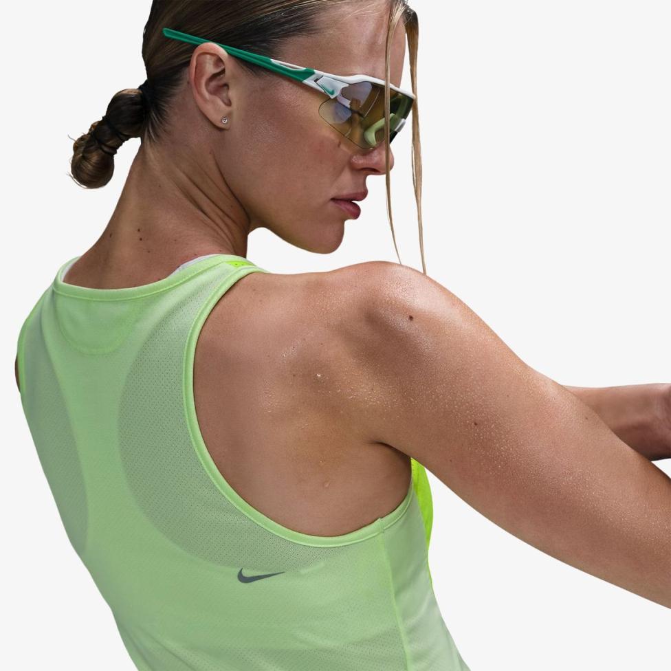 Жіноча майка NIKE W NK DF RUN NVLT SINGLET HJ2238-701_image_4