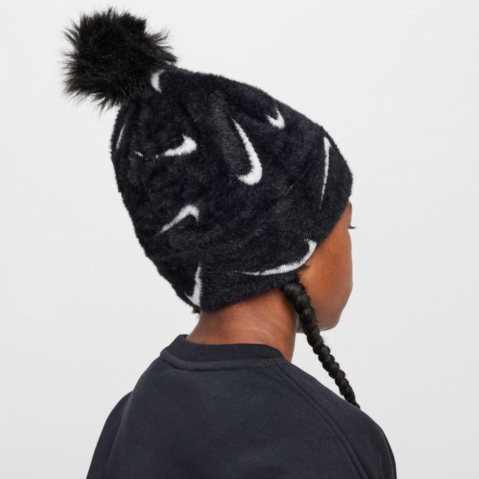Дитяча шапка NIKE K NK PEAK BEANIE SC POM F24 FZ3062-010