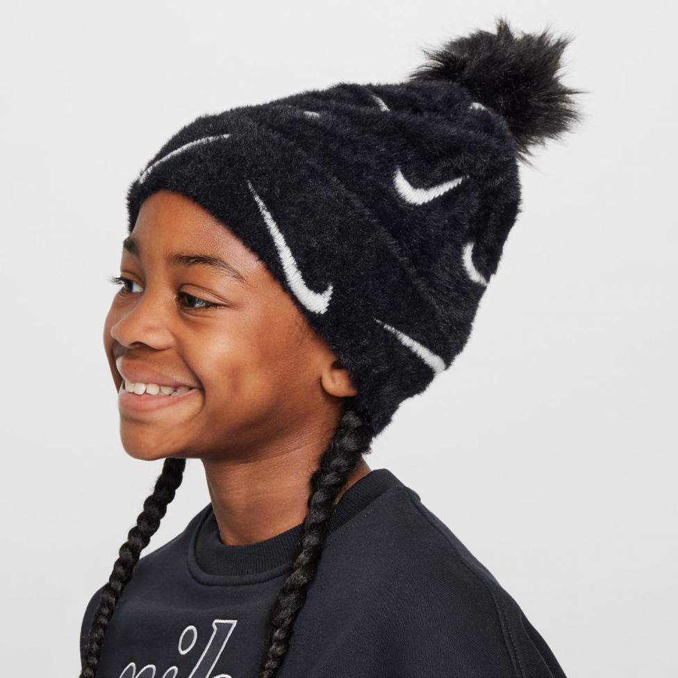 Детская шапка NIKE K NK PEAK BEANIE SC POM F24 FZ3062-010_image_3