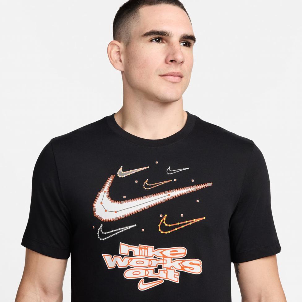 Чоловіча футболка NIKE M Dri-FIT TEE IYKYK SU24 FV8372-010_image_3