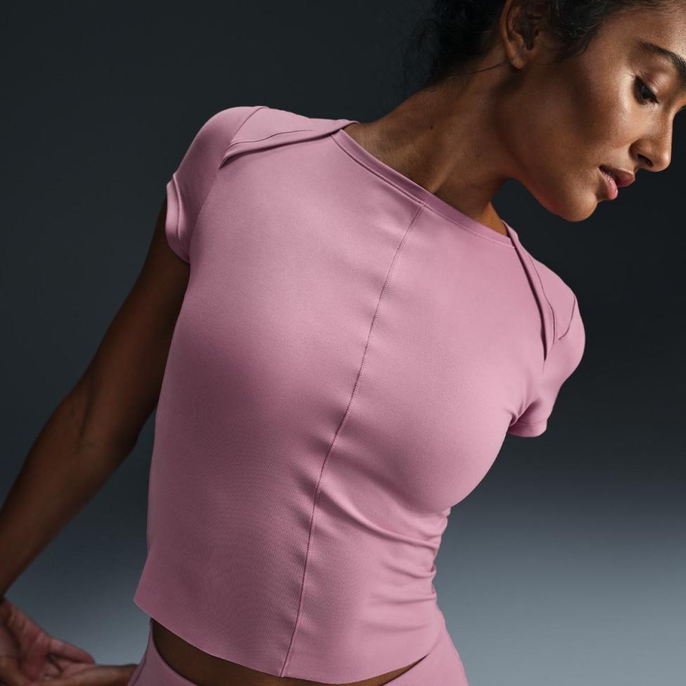 Жіноча футболка NIKE W NK INF Dri-FIT SS TOP NV FV8126-523