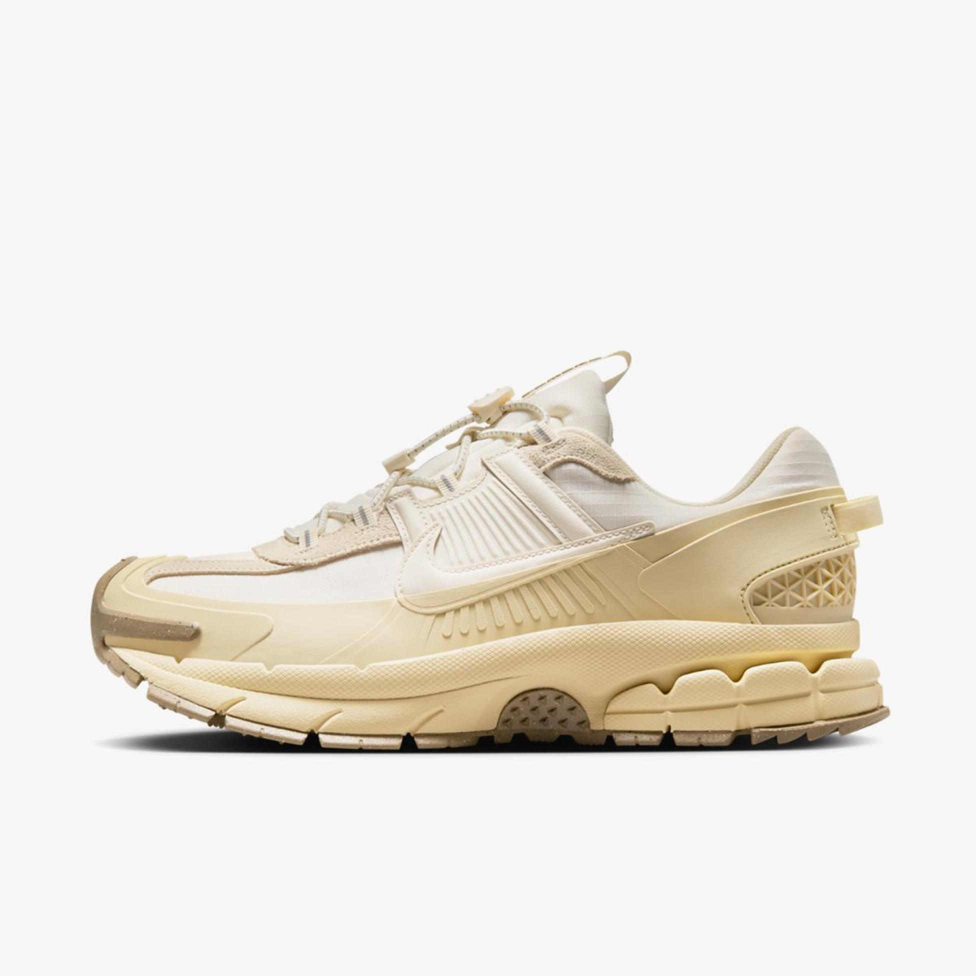 Мужские кроссовки NIKE ZOOM VOMERO ROAM FV2295-101
