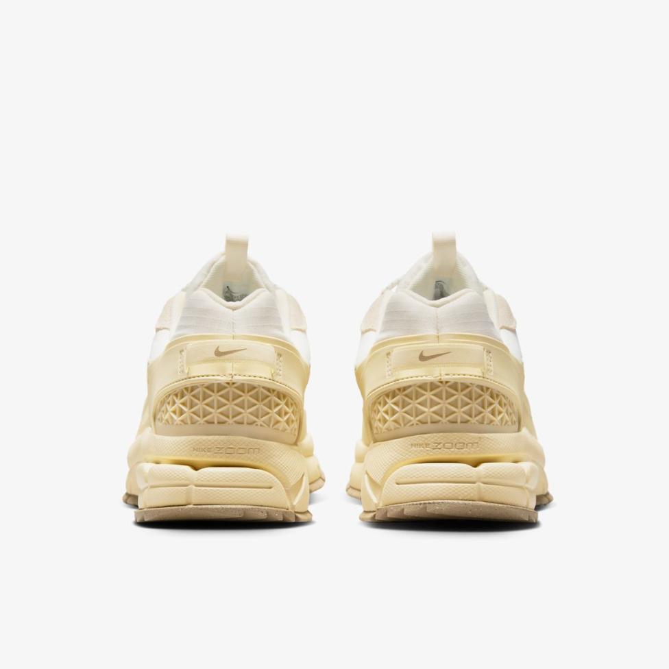 Чоловічі кросівки NIKE ZOOM VOMERO ROAM FV2295-101_image_6
