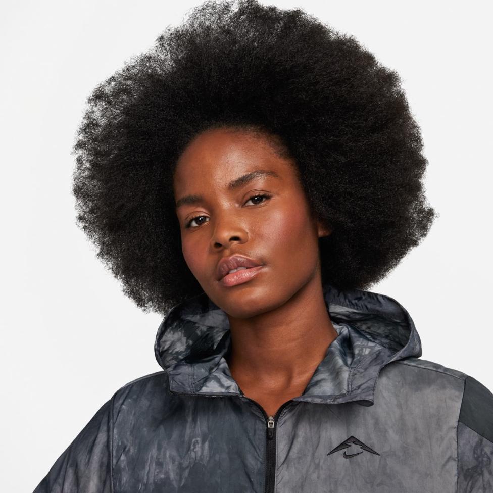 Женская ветровка NIKE W TRAIL REPEL JKT FN6853-010_image_3