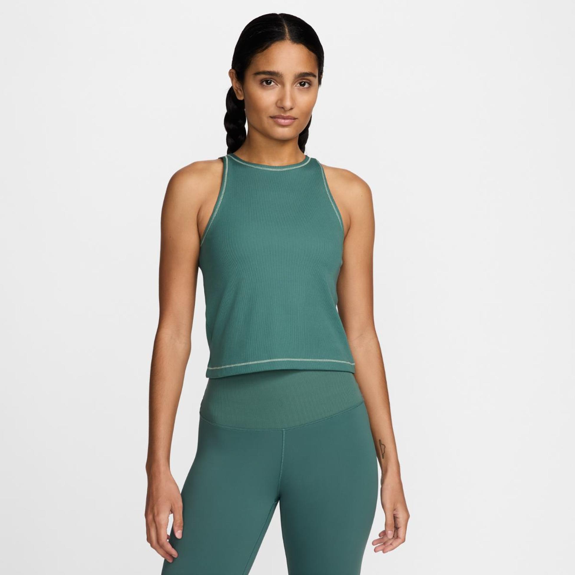Жіноча майка NIKE W ONE FITTED Dri-FIT RIB TANK NV FN3077-361