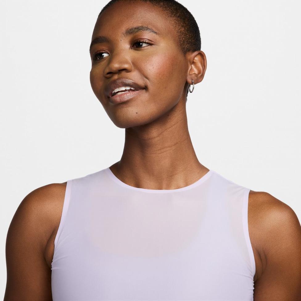 Жіноча майка NIKE W FM Dri-FIT TANK SHEER FN3069-512_image_3