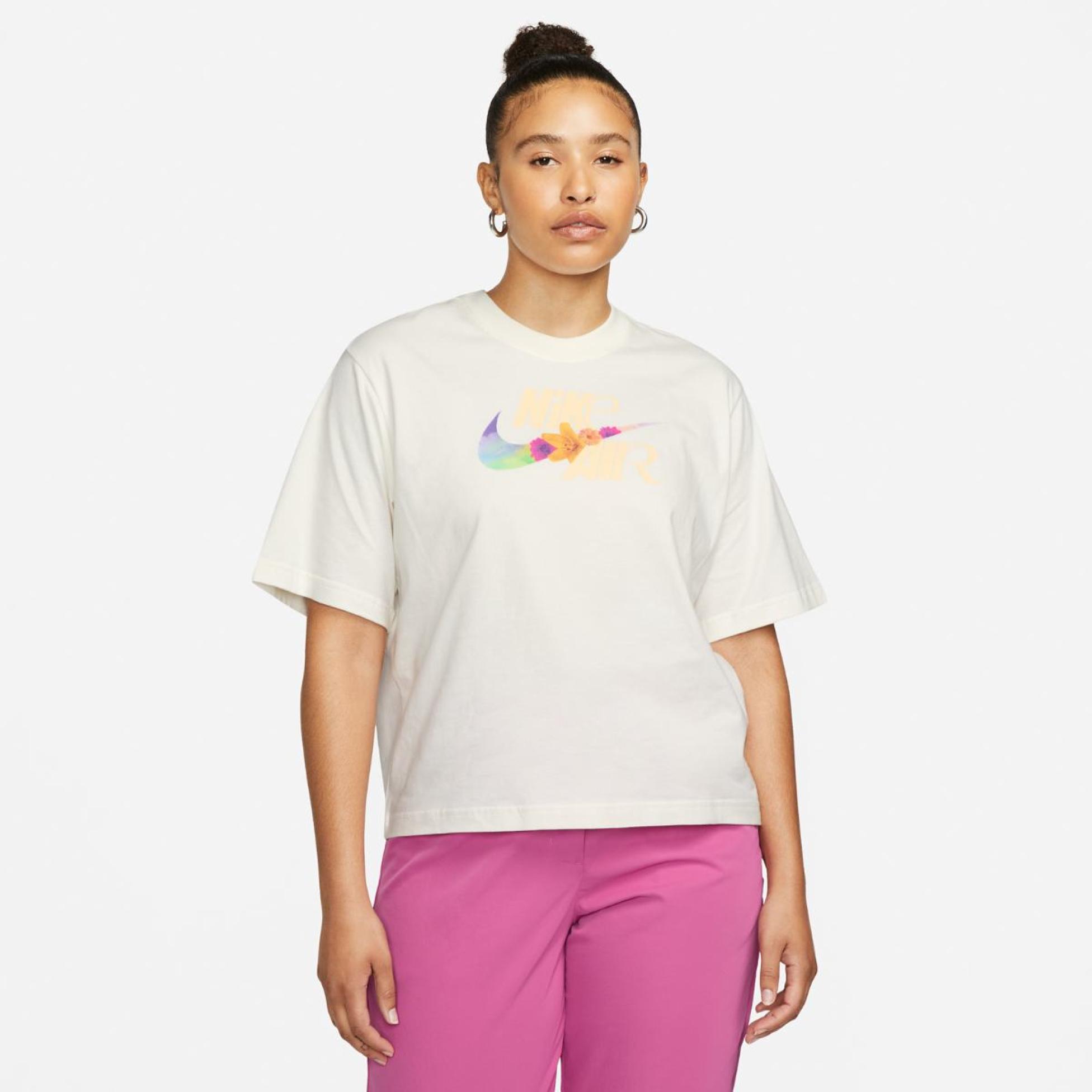 Жіноча футболка NIKE W NSW TEE OC 3 BOXY FB8191-133