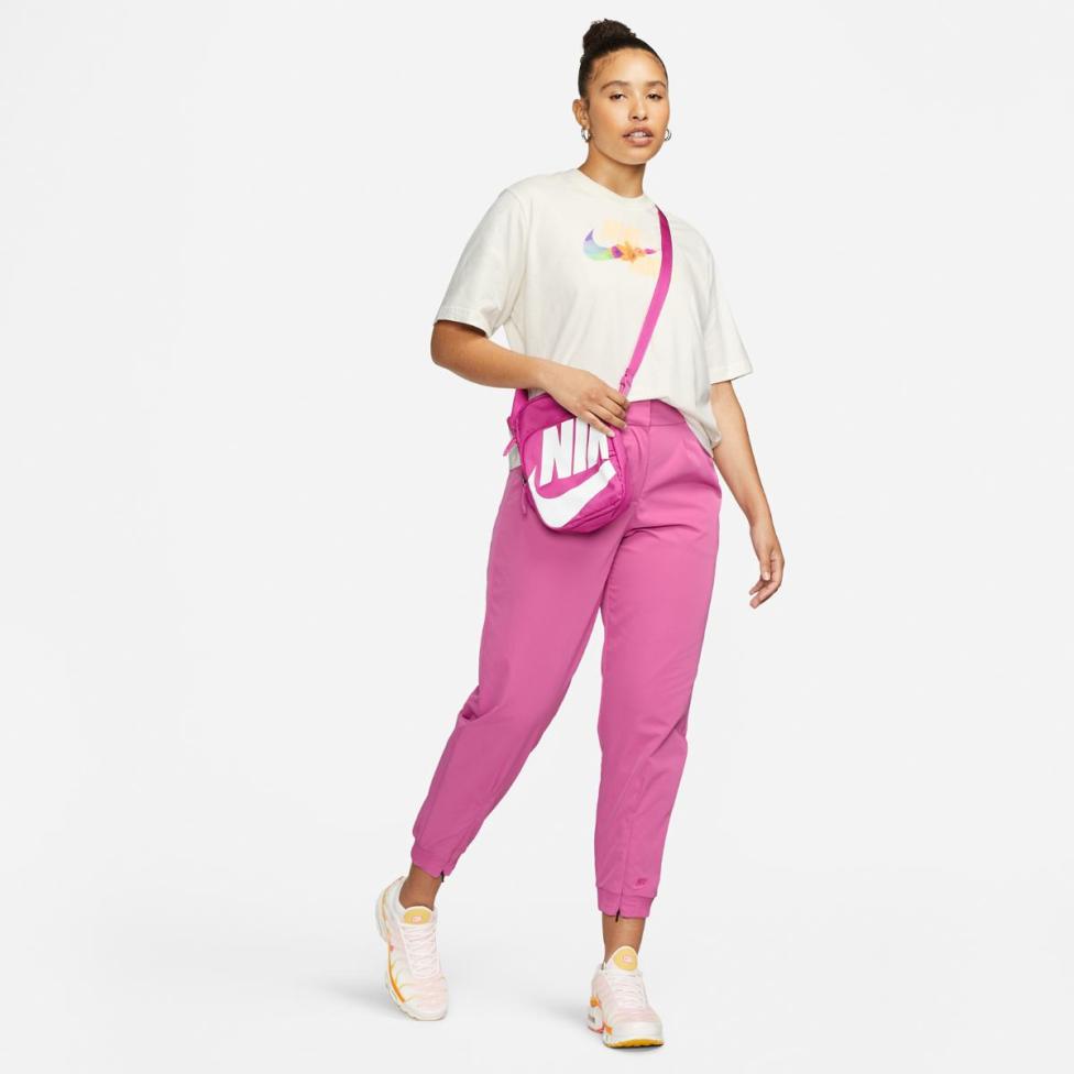 Жіноча футболка NIKE W NSW TEE OC 3 BOXY FB8191-133_image_4
