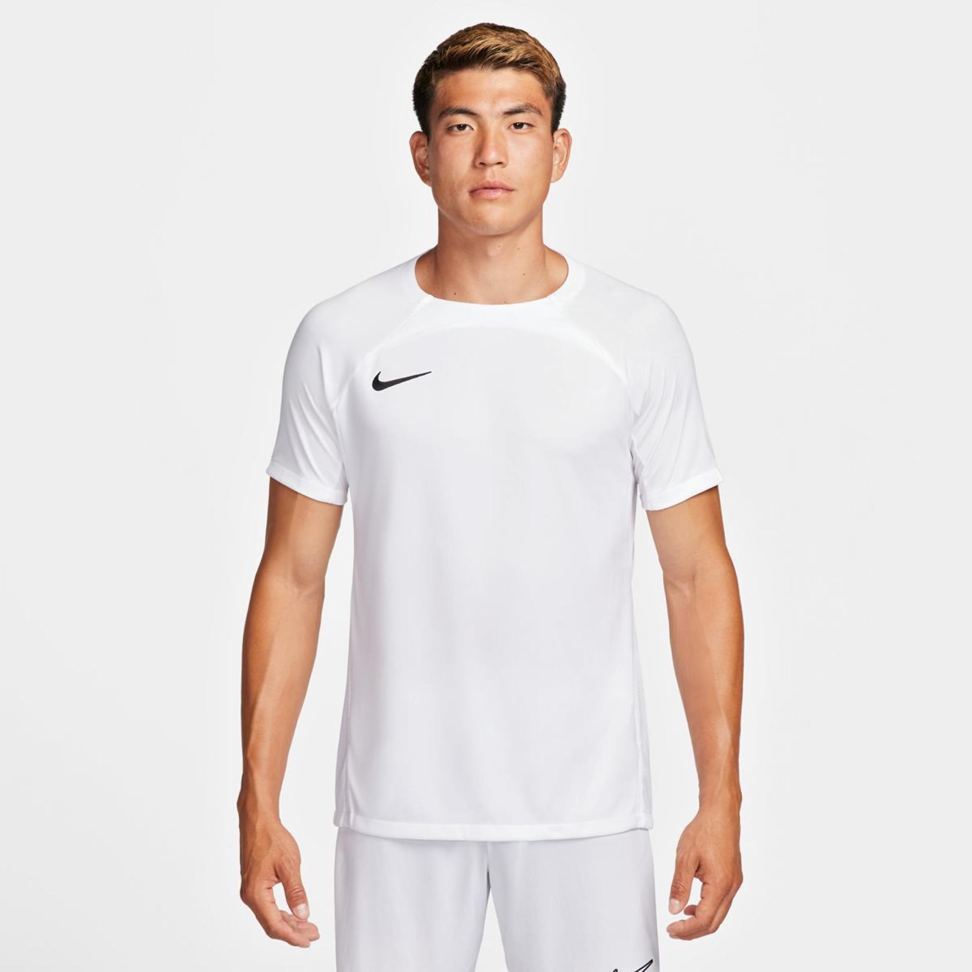 Чоловіча футболка NIKE M NK DF STRKE III JSY SS DR0889-100