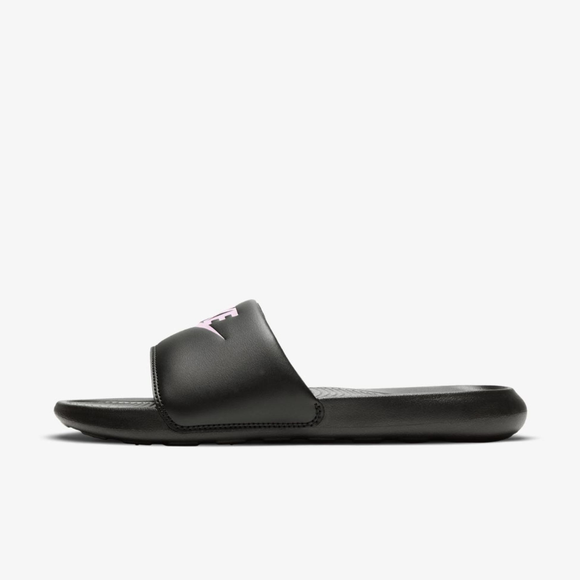 Жіночі тапочки NIKE W VICTORI ONE SLIDE CN9677-002