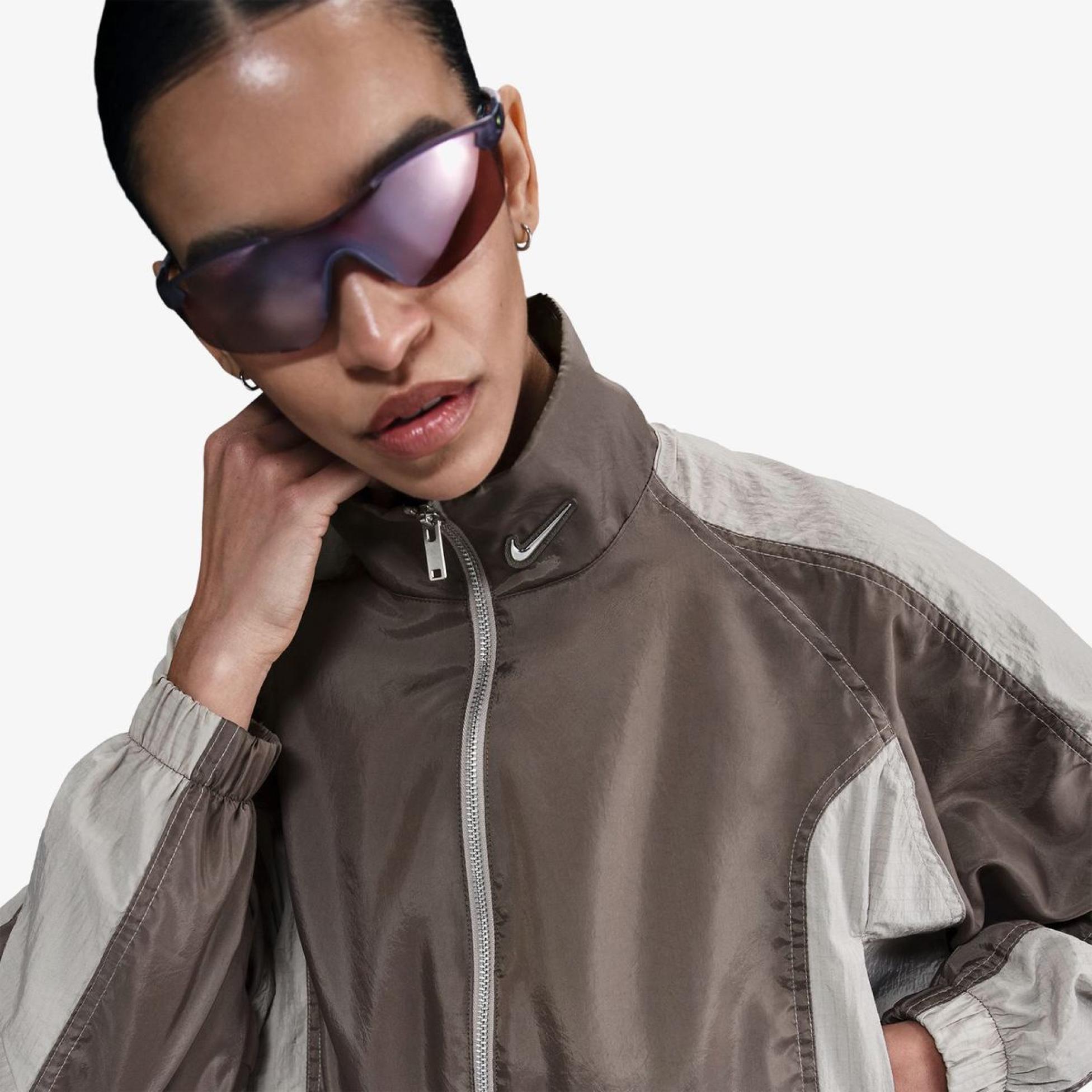 Жіноча вітрівка NIKE W NSW JKT WVN STREET GLS HV6523-289