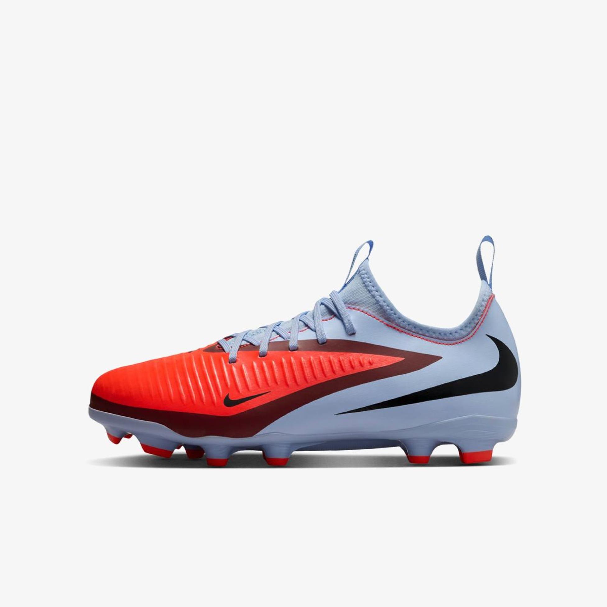 Дитячі бутси NIKE JR PHANTOM 6 LOW ACAD FG/MG HM9203-400