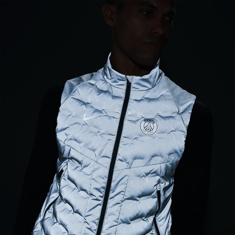 Чоловіча жилетка NIKE PSG MNK TFADV RUN DIVVEST GXTA HM4241-027_image_6