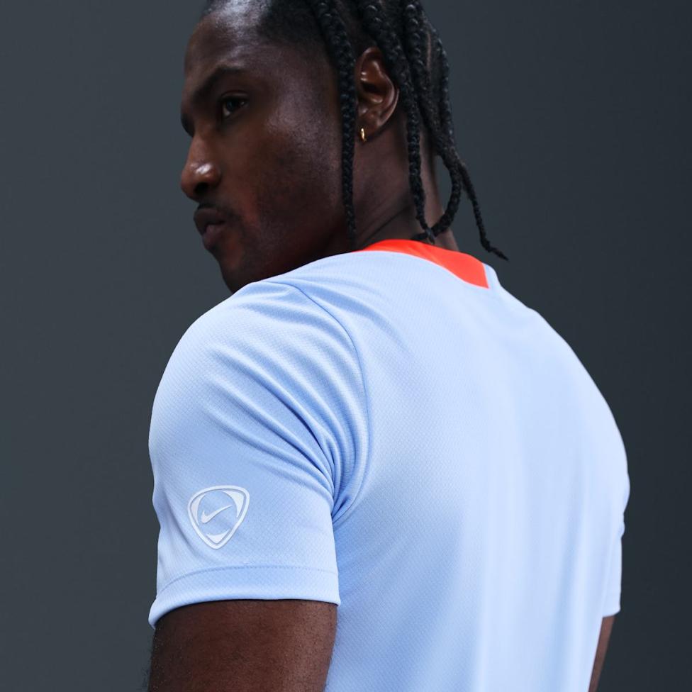 Чоловіча футболка NIKE M NK DF STRK TOP SS T90 HV6400-425