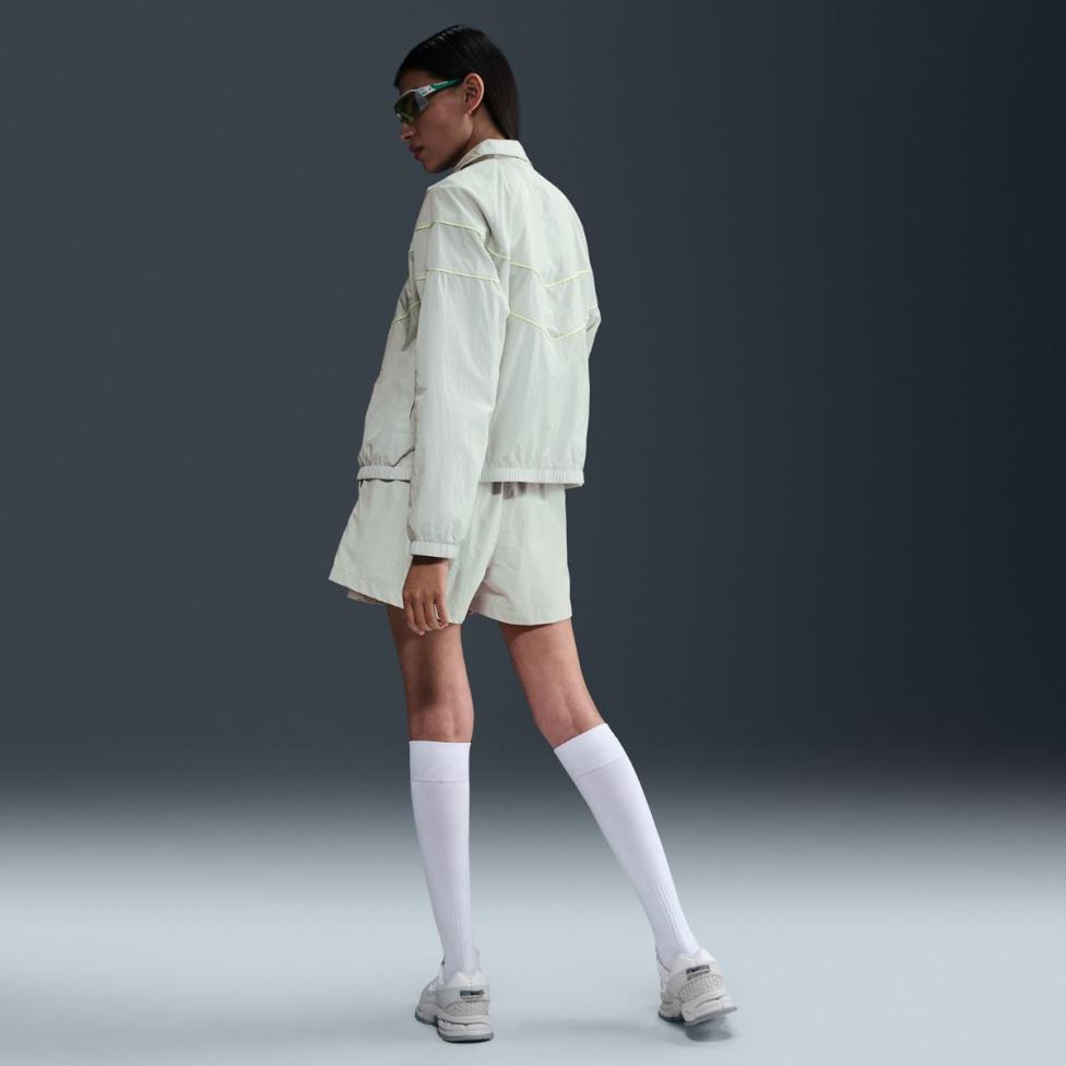 Жіночі шорти NIKE W NSW ESSNTL WVN MR 3 SKORT HM6979-034_image_9