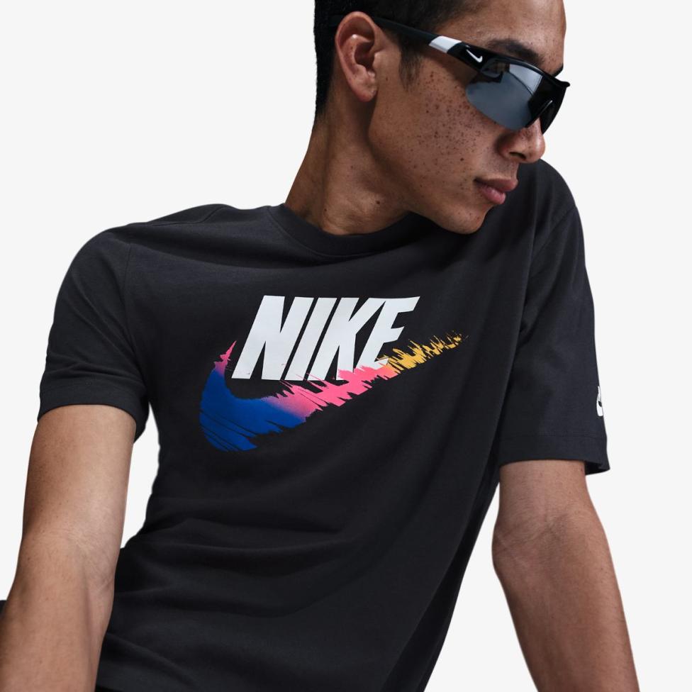 Чоловіча футболка NIKE M NSW TEE 6MO FTRA SP25 HJ0568-045