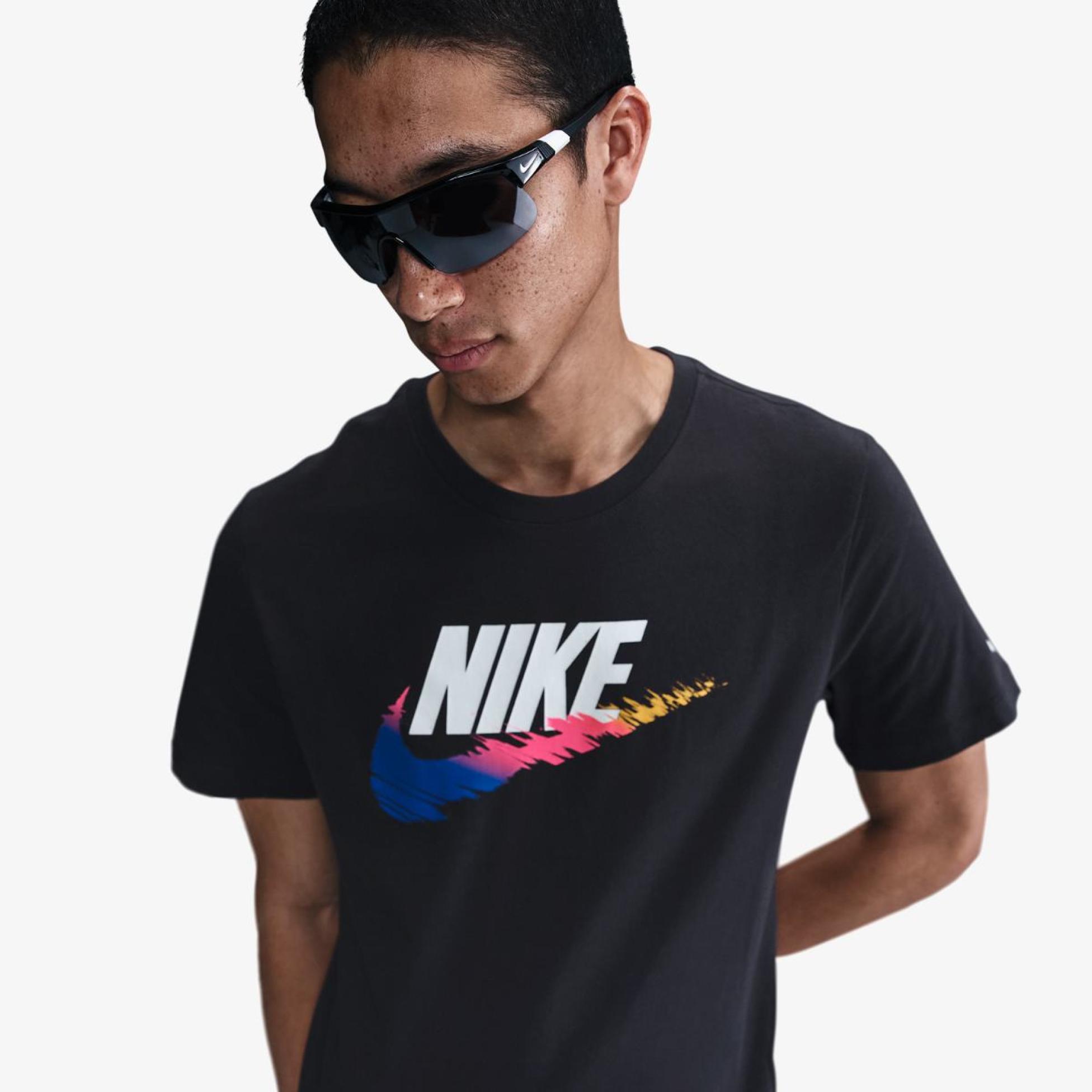 Чоловіча футболка NIKE M NSW TEE 6MO FTRA SP25 HJ0568-045