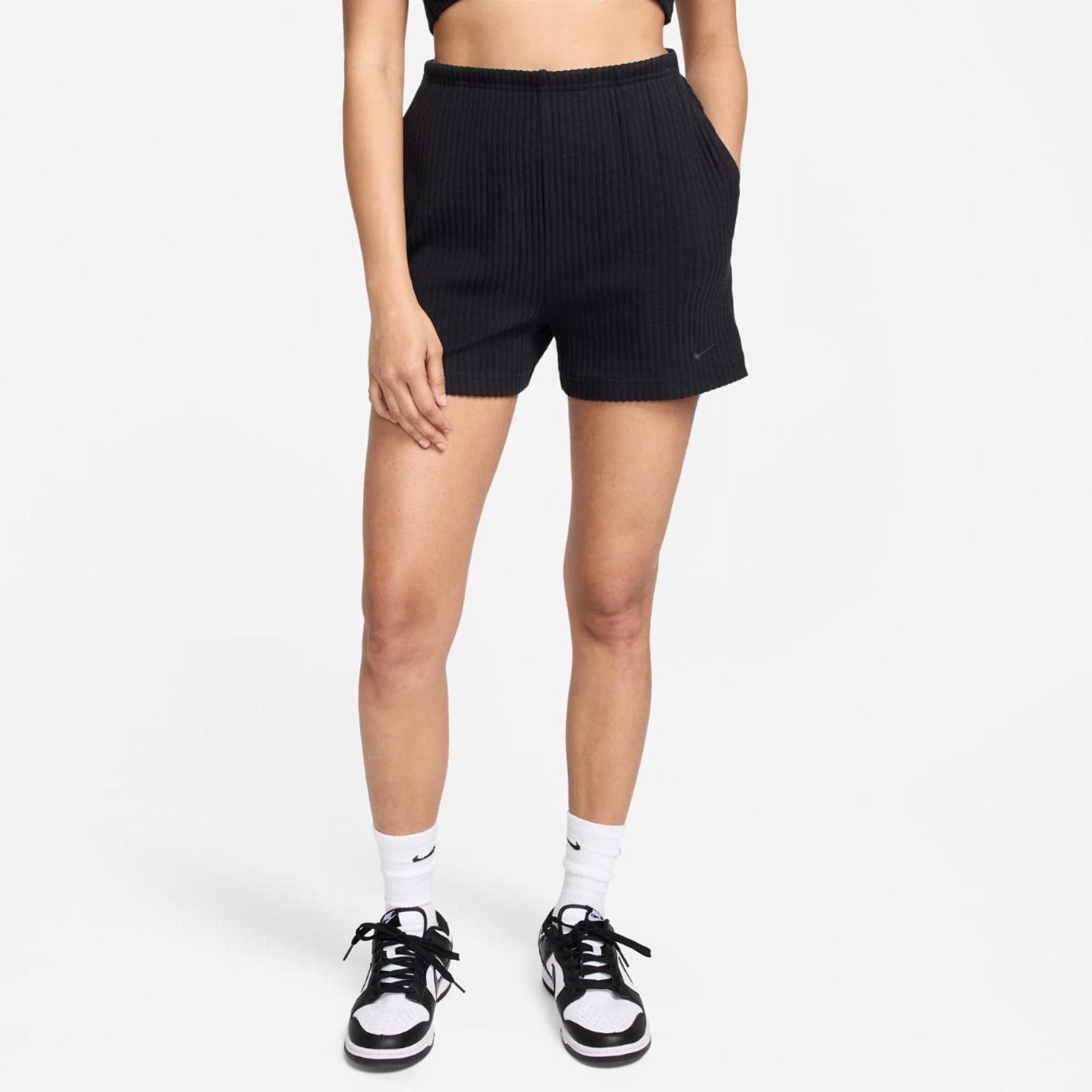 Жіночі шорти NIKE W NSW CHLL KNT RIB 3IN SHRT FN3674-010