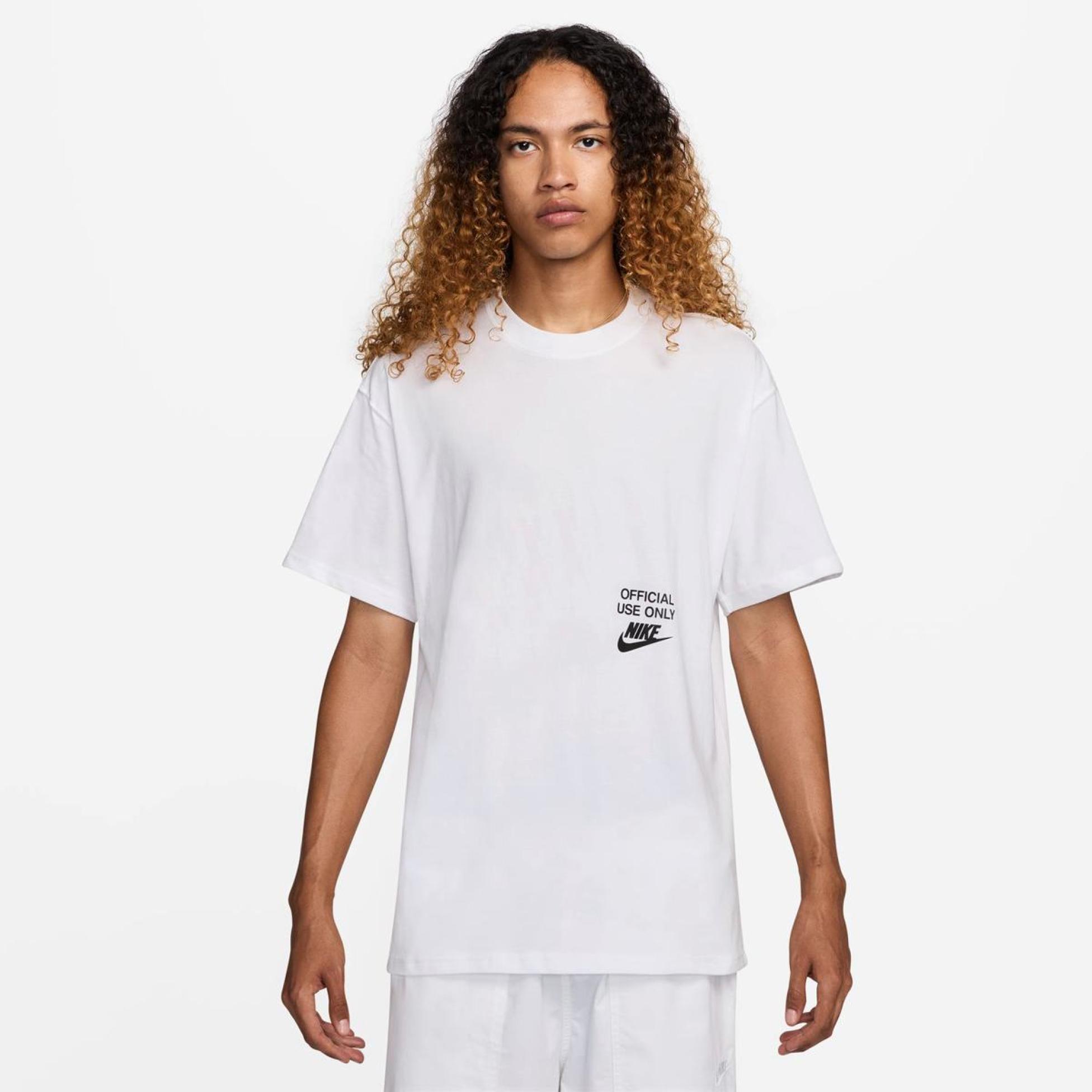 Чоловіча футболка NIKE U NSW TEE M90 OC REMIX HJ0774-100