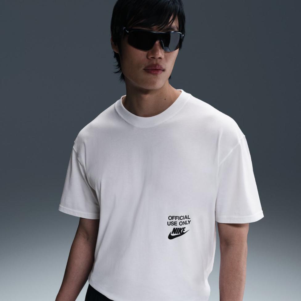 Чоловіча футболка NIKE U NSW TEE M90 OC REMIX HJ0774-100_image_4
