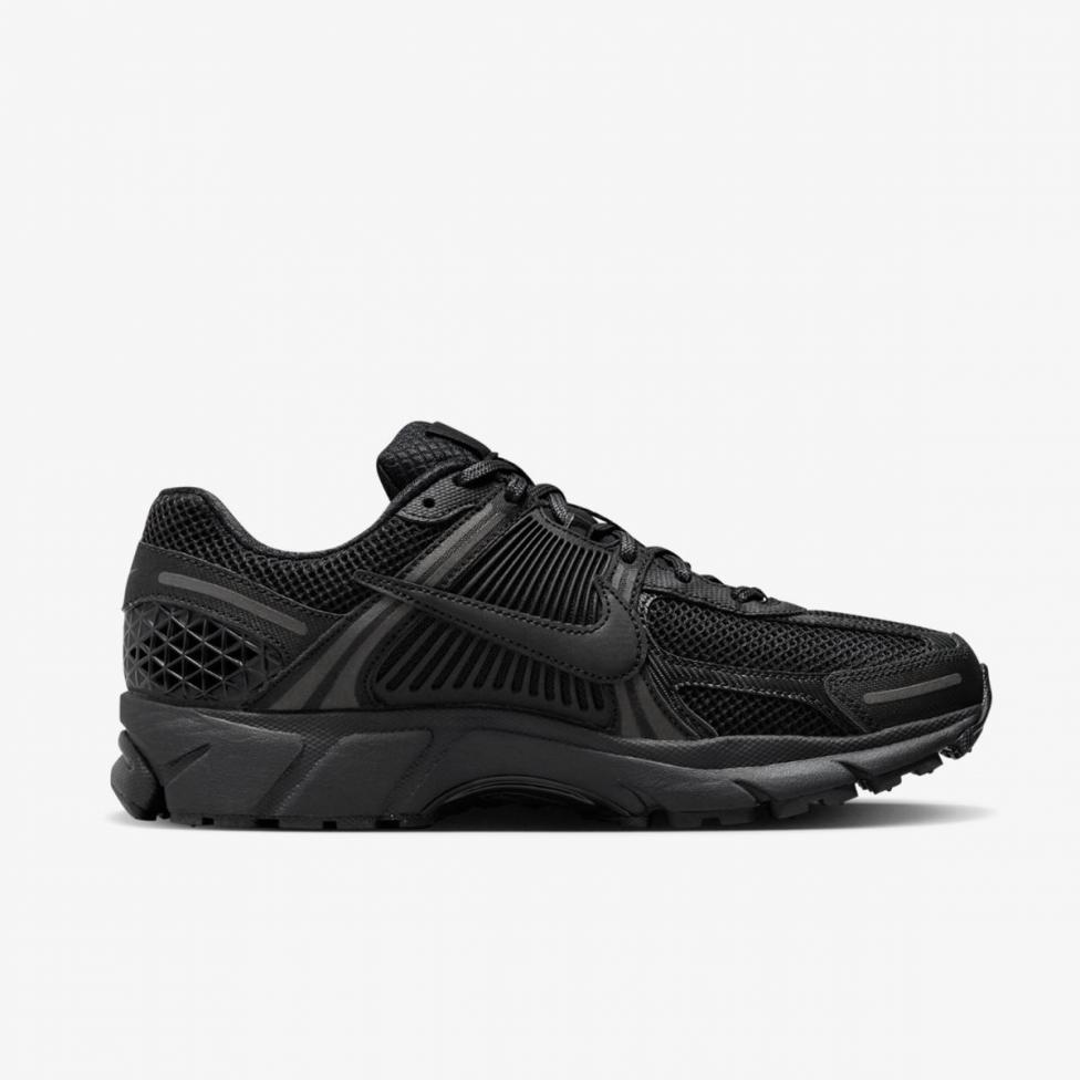 Чоловічі кросівки NIKE ZOOM VOMERO 5 BV1358-003_image_3