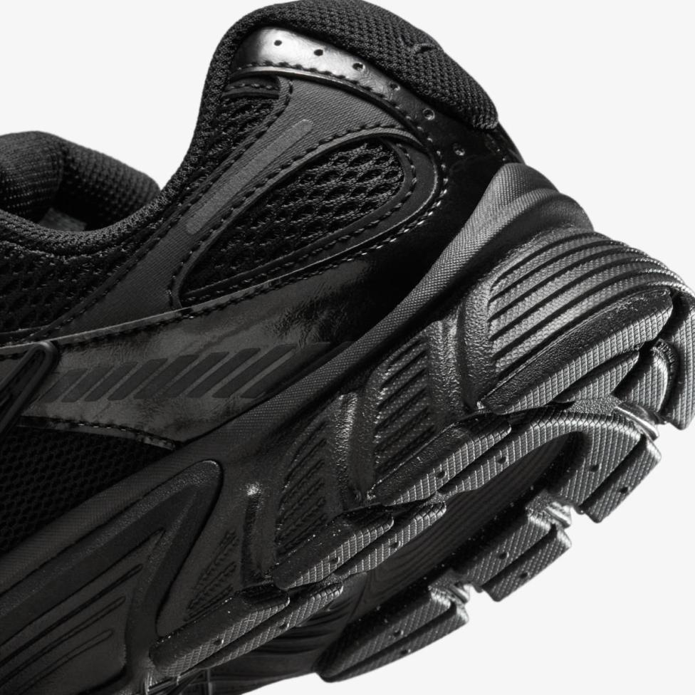 Женские кроссовки NIKE W V5 RNR HQ7901-001_image_8