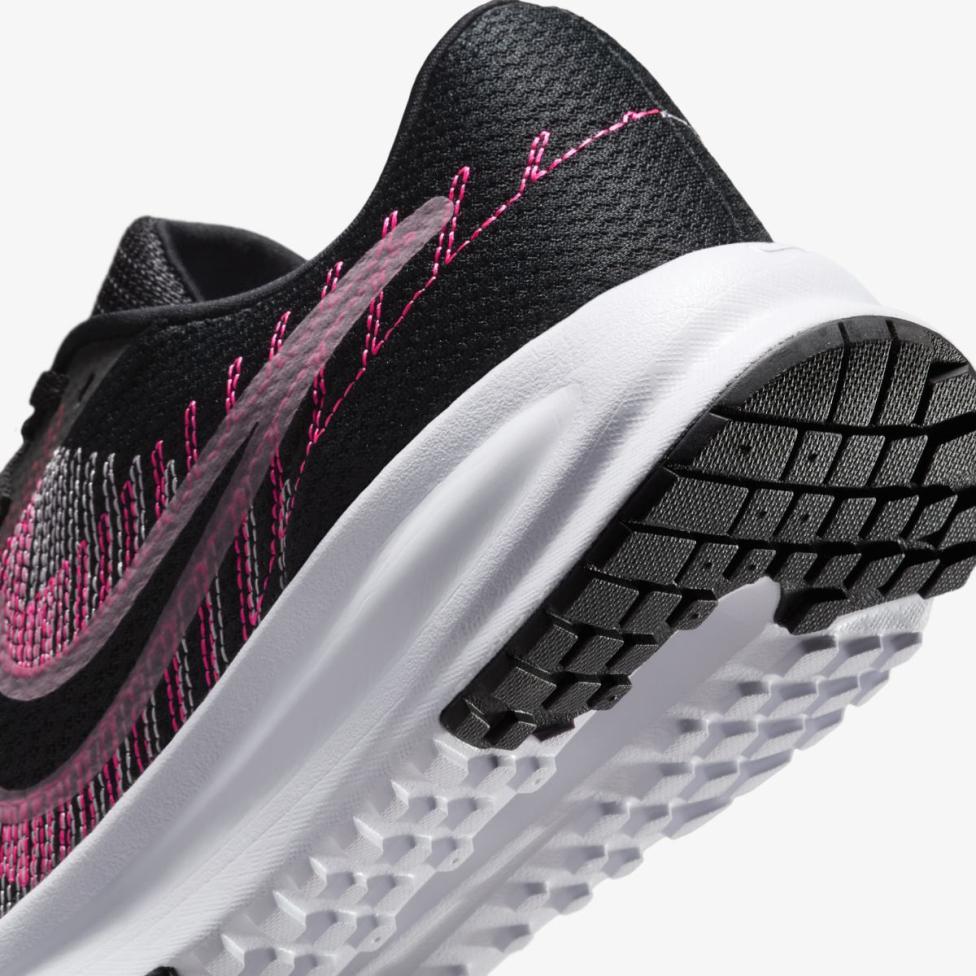 Жіночі кросівки NIKE W RUN DEFY HM9593-001_image_8