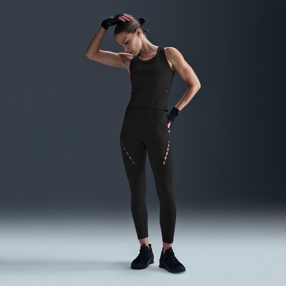 Жіноча майка NIKE W NK ONE FITTED DF TANK CPSL HM6398-010_image_7