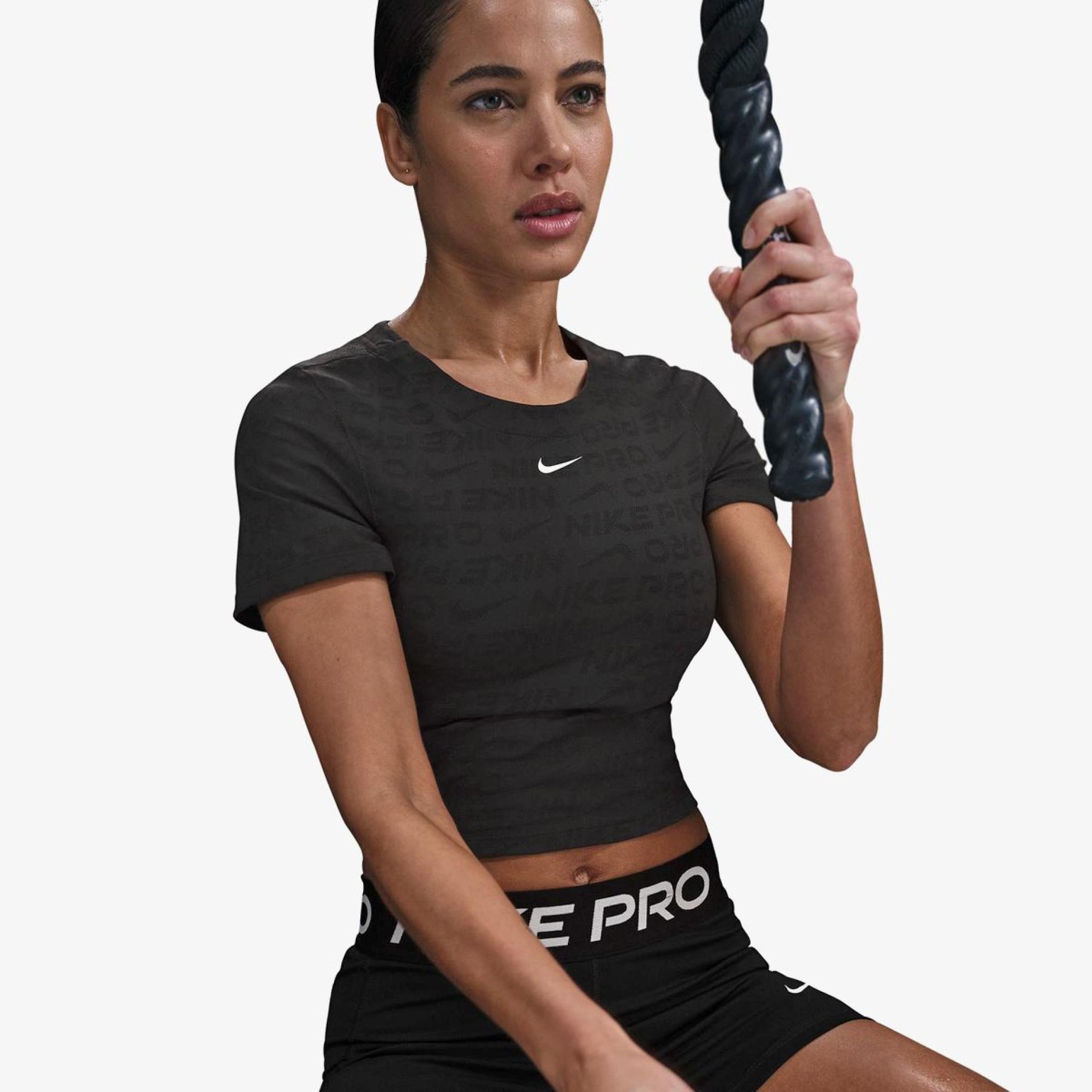 Жіноча футболка NIKE W NP DF SS TOP AOJ GG HJ2285-010