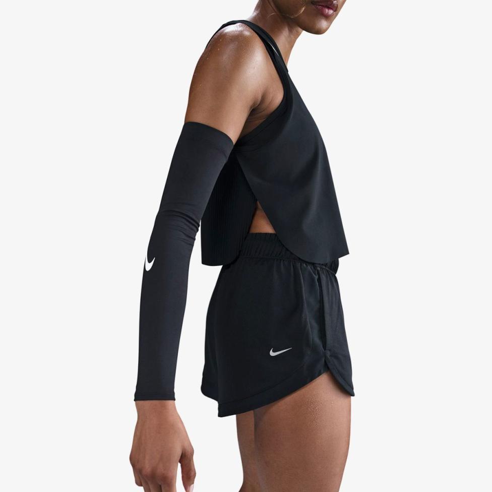 Жіночі шорти NIKE W NK DF RUN NVLT 2 BR SHRT HJ2234-010_image_5