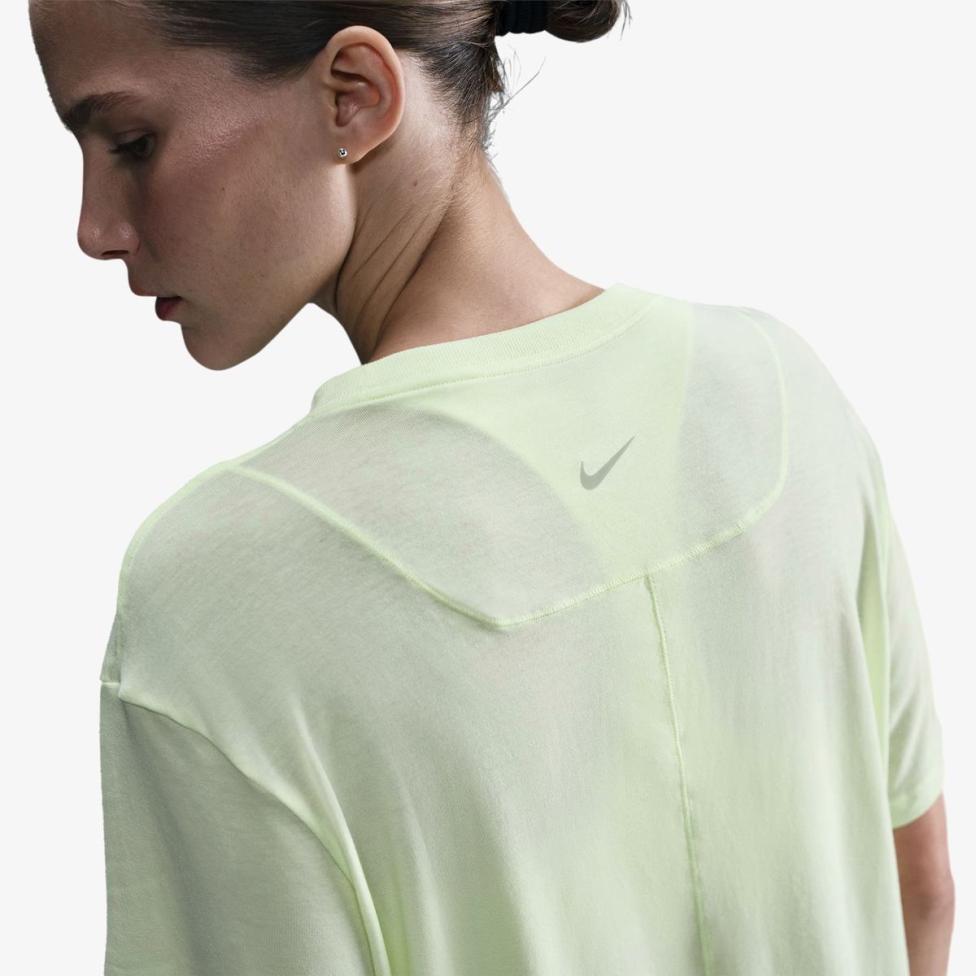 Жіноча футболка NIKE W NK ONE RELAXED DF SS TOP FN2814-701_image_3