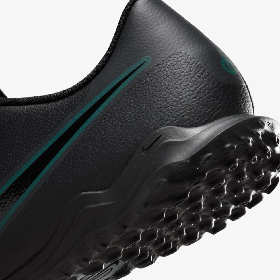 Чоловічі бутси NIKE LEGEND 10 CLUB TF DV4345-002_image_8