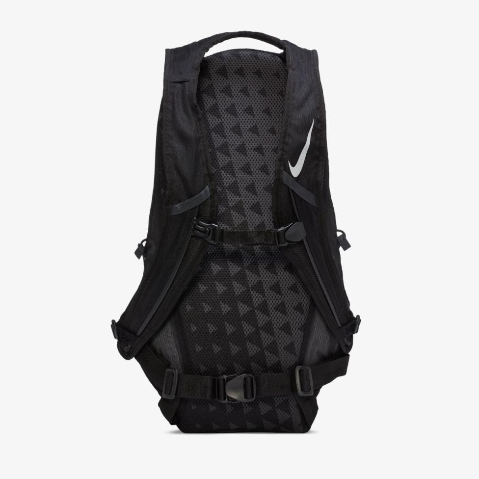 Рюкзак NIKE COMMUTER BACKPACK 15 L BLACK/ANTHRACITE/SILVER NS N.000.3567.045.NS