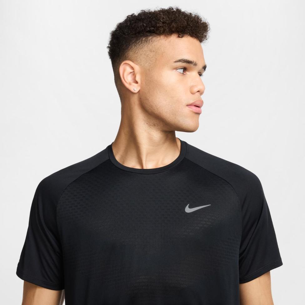 Чоловіча футболка NIKE M NK Dri-FITADV STRIDE SS TOP HV5203-010_image_3