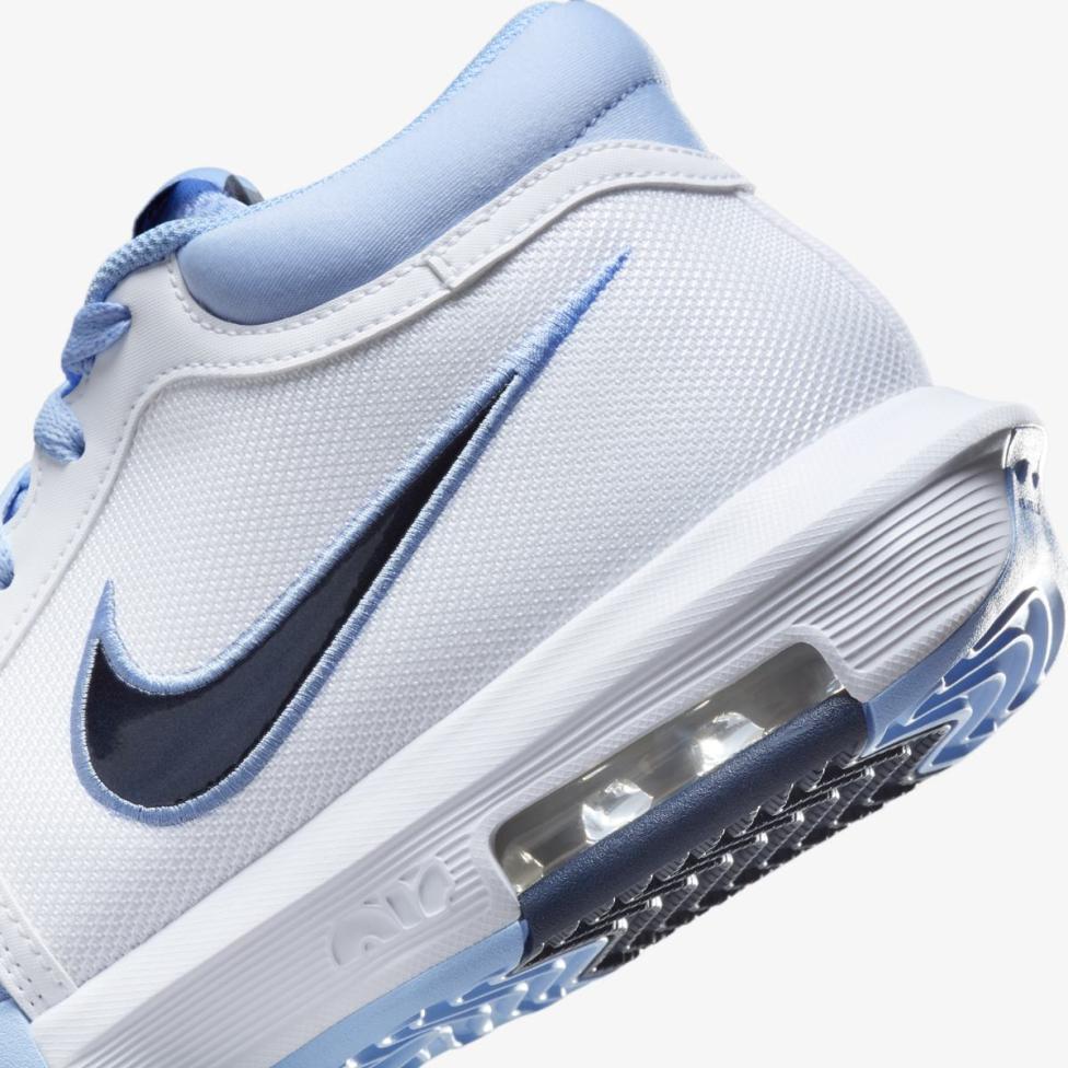 Чоловічі кросівки NIKE LEBRON WITNESS VIII HQ2139-100_image_8