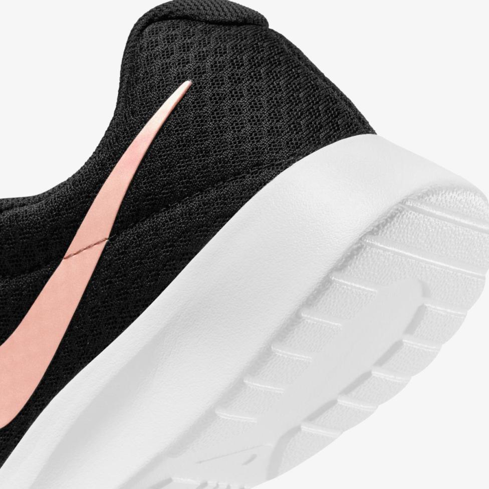 Жіночі кросівки NIKE WMNS TANJUN DJ6257-001_image_8