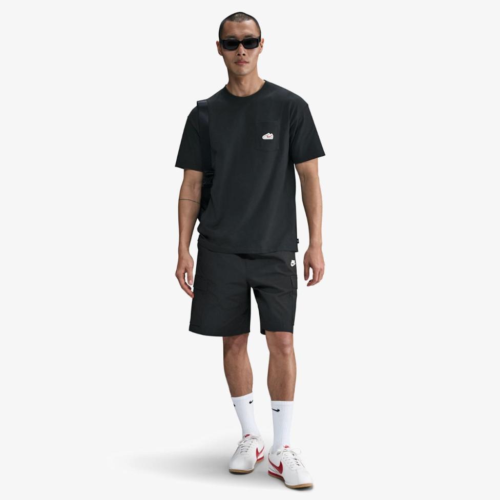 Чоловіча футболка NIKE U NSW TEE M90 SNKR PTCH PKT 2 IB1382-010_image_3