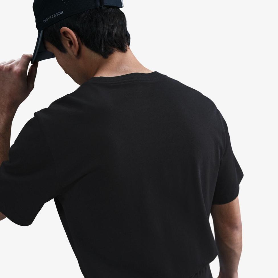Чоловіча футболка NIKE M NK TEE ELITE ENTRY HJ3684-010