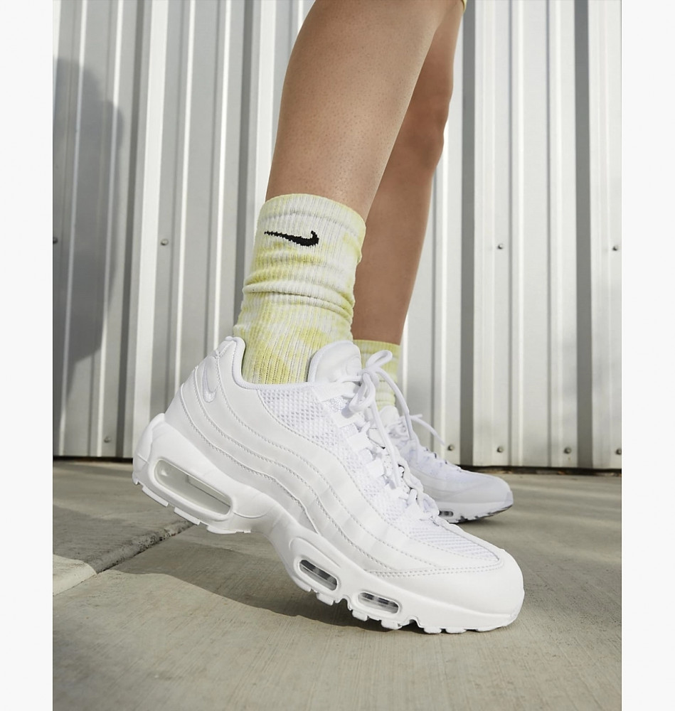 Кросівки Nike Air Max 95 Black DH8015-100_image_8