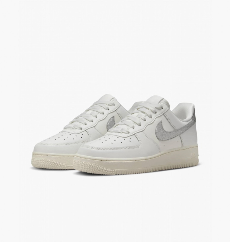 Кросівки Nike Air Force 1 07 White Dq7569-100_image_8