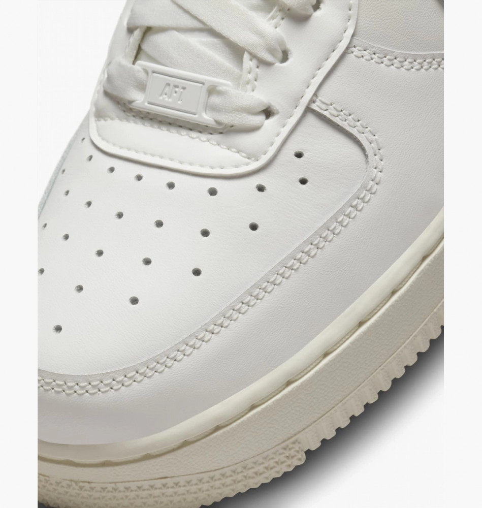 Кросівки Nike Air Force 1 07 White Dq7569-100_image_3