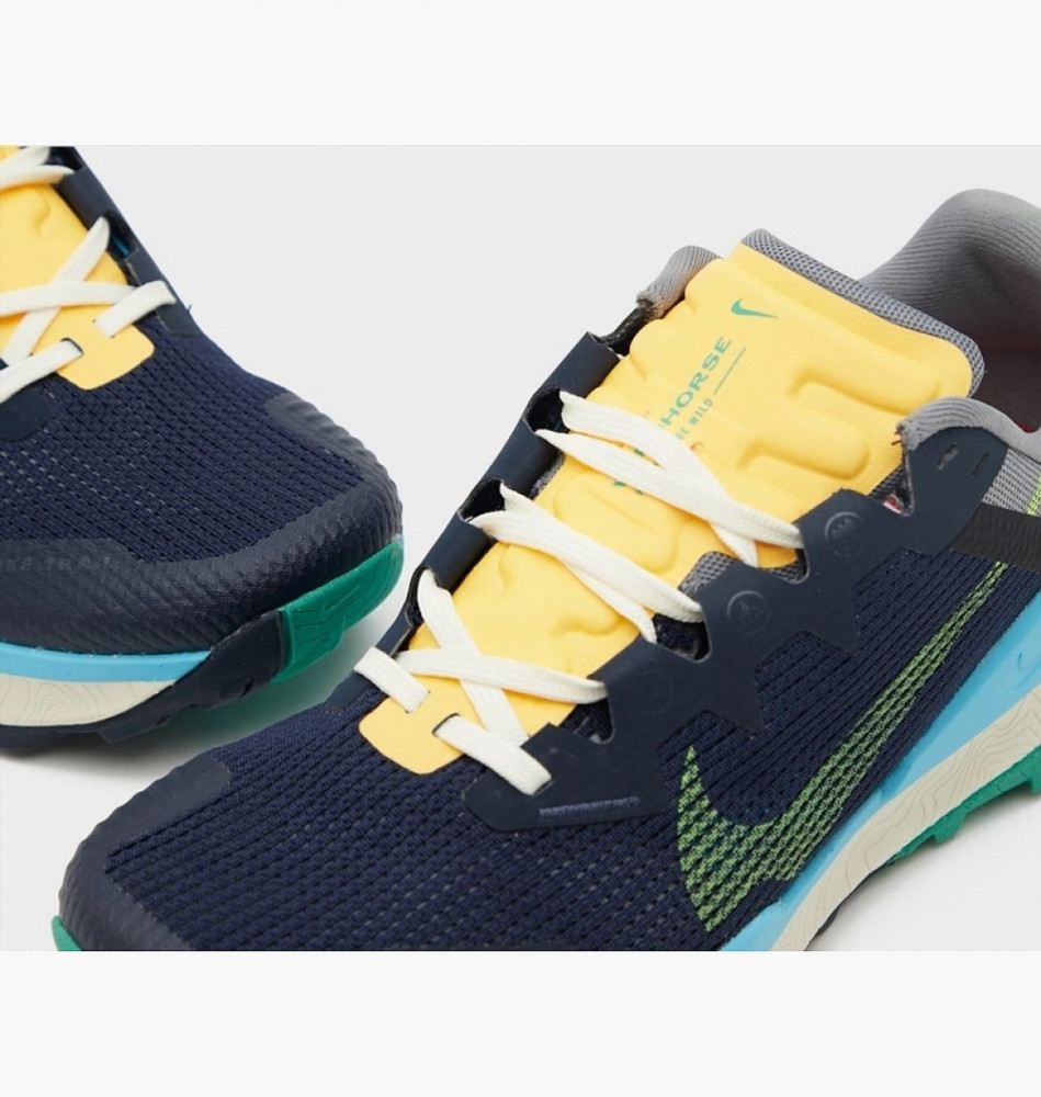 Кросівки жіночі Nike React Wildhorse 8 DR2689-400_image_4