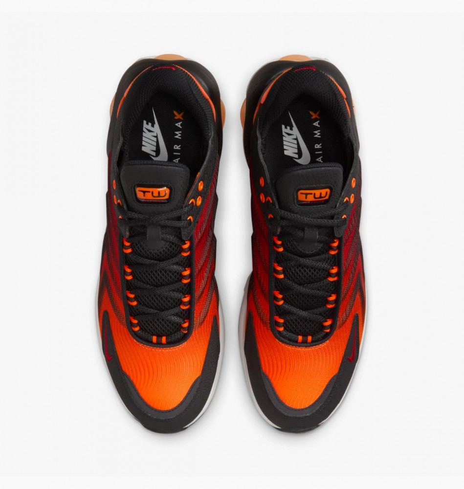 Кросівки Nike Air Max Tw Se FJ2590-001_image_3